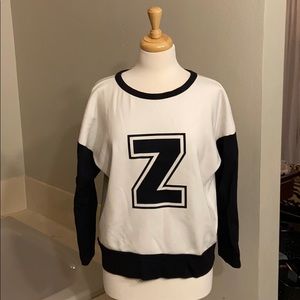Zara Contrast Logo Top